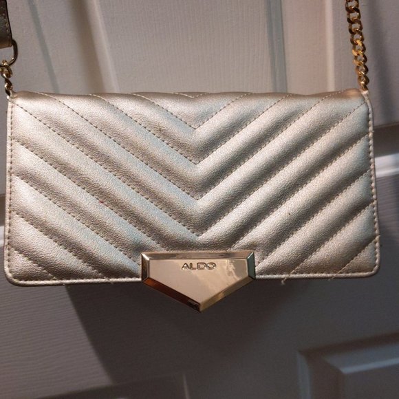 Gold Aldo evening purse - Picture 3 of 3